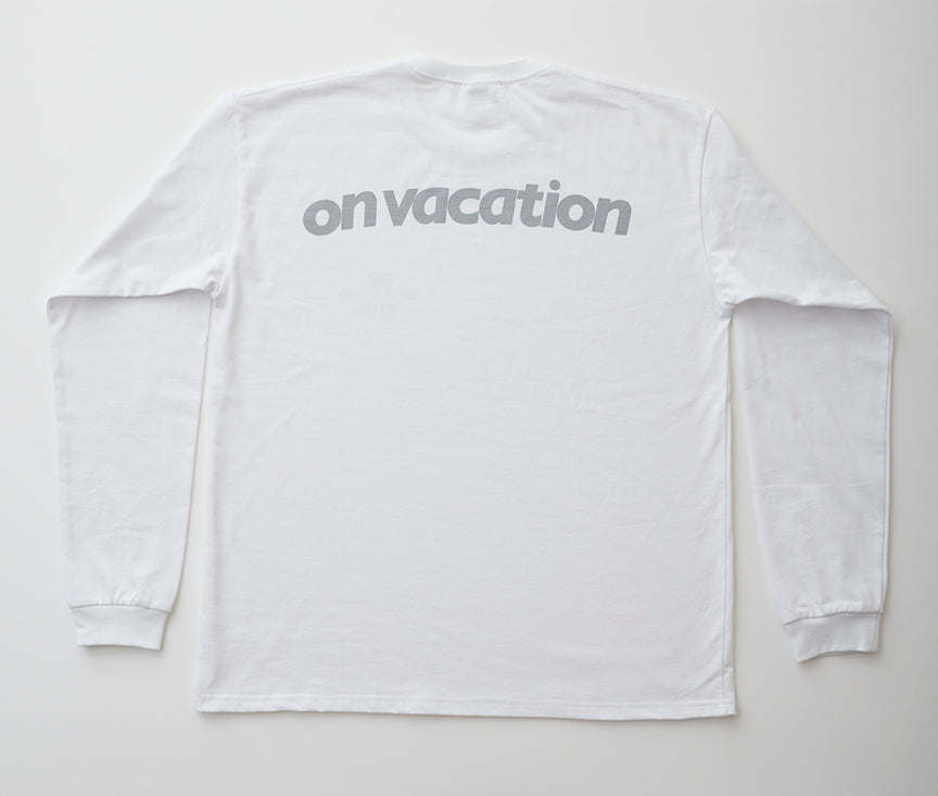 DO NOTHING CLUB_ON VACATION L/S Crewneck T-shirt