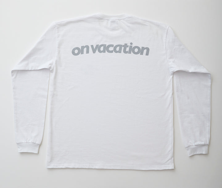 DO NOTHING CLUB_ON VACATION L/S Crewneck T-shirt