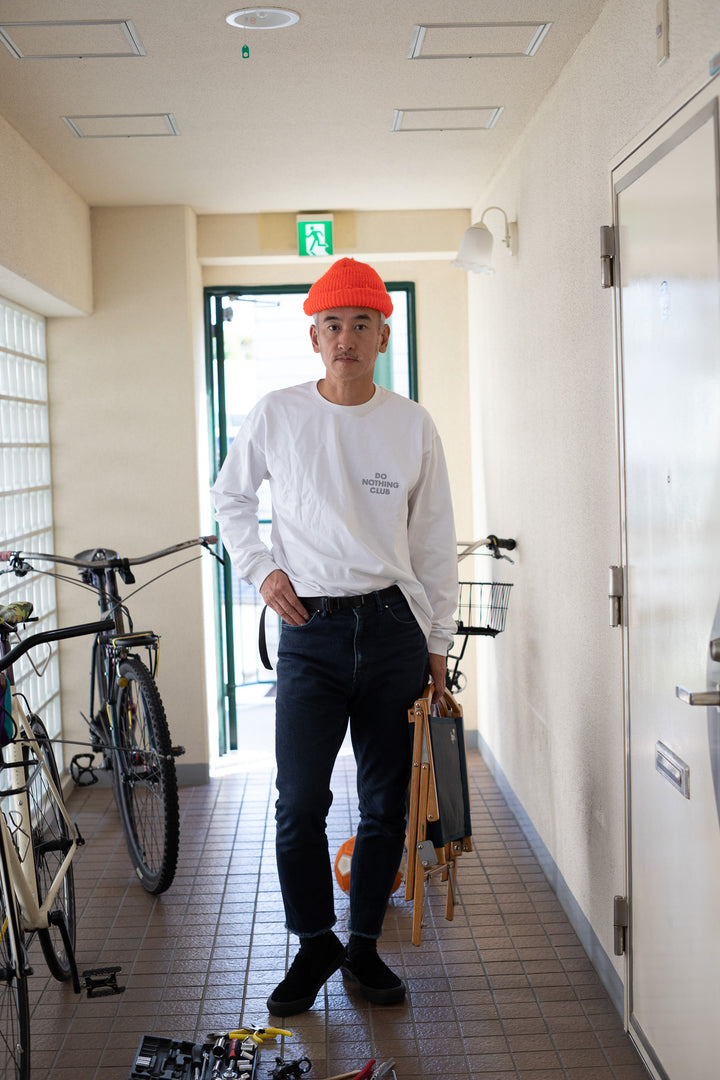 DO NOTHING CLUB_ON VACATION L/S Crewneck T-shirt